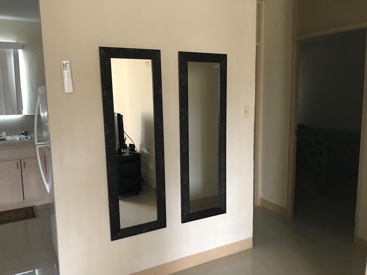 1 Bedroom / 1 Bath . Private Apt. Free Wifi, Interent & Parking Sinajana Εξωτερικό φωτογραφία