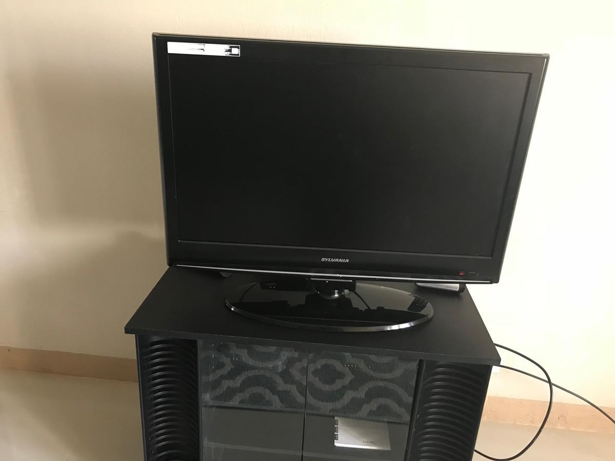 1 Bedroom / 1 Bath . Private Apt. Free Wifi, Interent & Parking Sinajana Εξωτερικό φωτογραφία